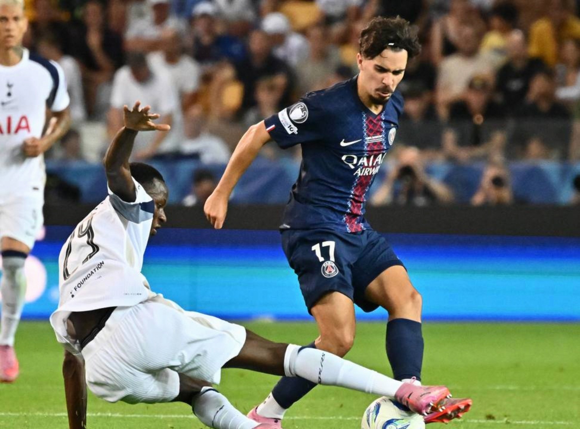 关于加时末段意大利杯焦点战，巴黎圣日耳曼战术微调，态度坚定，身体对抗强度拉满的信息-九游娱乐APP